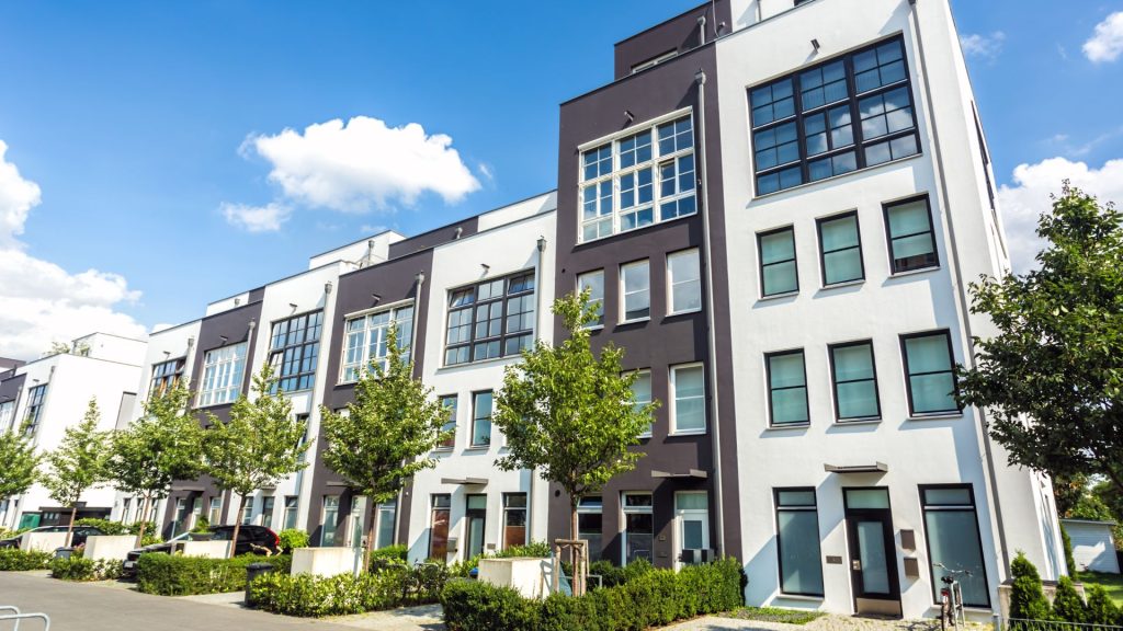 solar-panels-for-apartment-complete-guide solar-panels-for-apartment-complete-guide